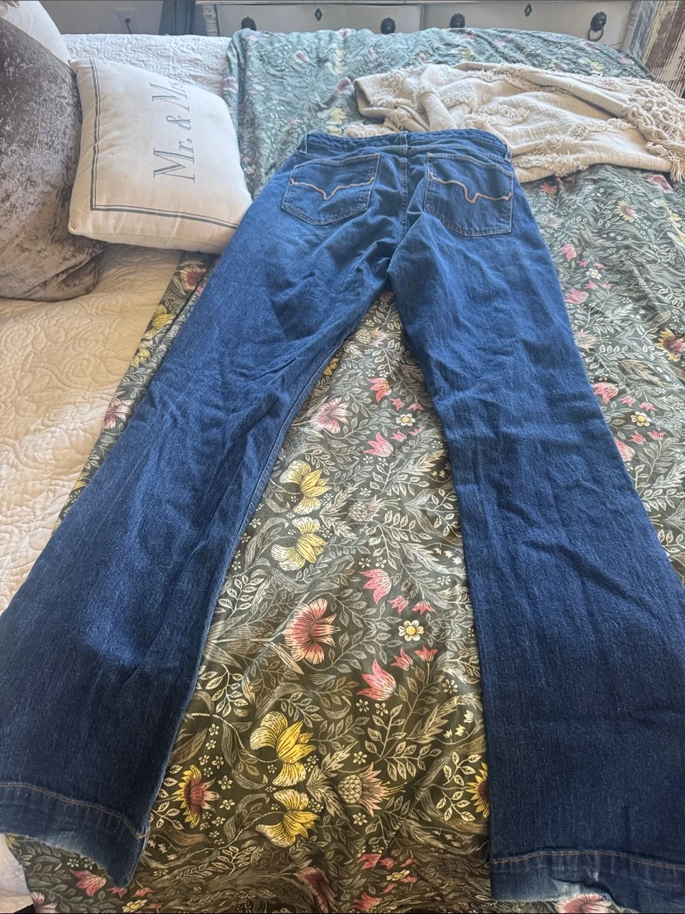Kimes Ranch Women's Dark Blue Flare Jeans - Picture 5 of 6